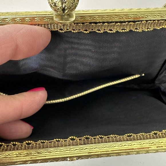 Vintage Handbag Tapestry Needlepoint Evening Framed Black Floral Gold Chain - Picture 10 of 16